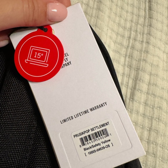 Herschel backpack NWT - Picture 3 of 4